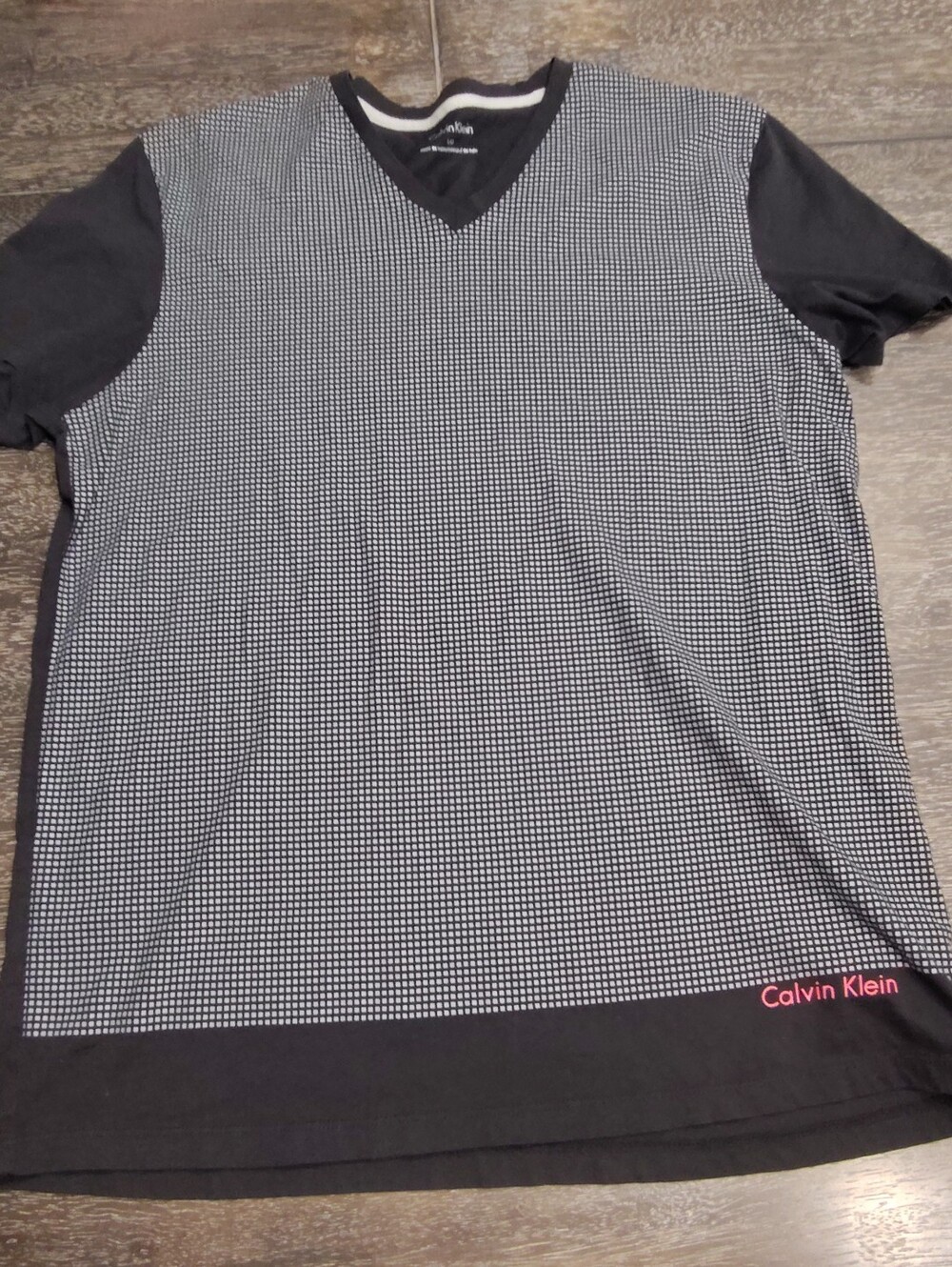 Calvin Klein Black & White Micro-Grid V-Neck Tee. Large